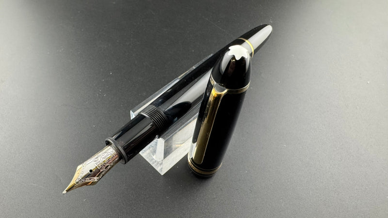 Montblanc Meisterstück No. 146 Fountain Pen 14K Gold F Nib Serviced