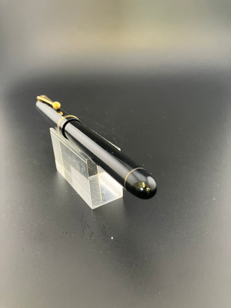 Pilot Custom 67 Fountain Pen 14K Broad Nib