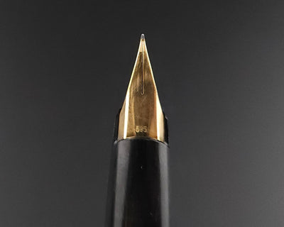 Montblanc No. 320 Fountain Pen 14K Gold, Fine Nib