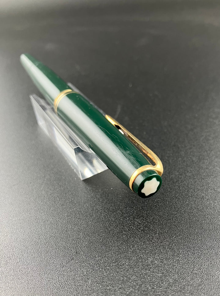 Montblanc No. 22 14K Gold Extra Fine Green Fountain Pen