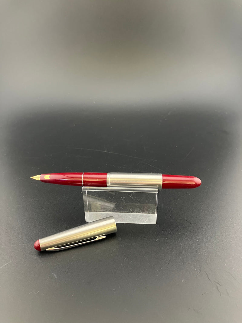 Pilot Long Short Telescoping Burgundy Pocket Fountain Pen 14K Gold Fine Flex Nib Mar 29, 1968