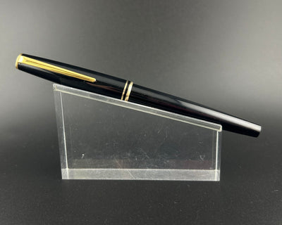 Montblanc Classic Cartridge/Converter Fountain Pen 14K Gold Fine Nib