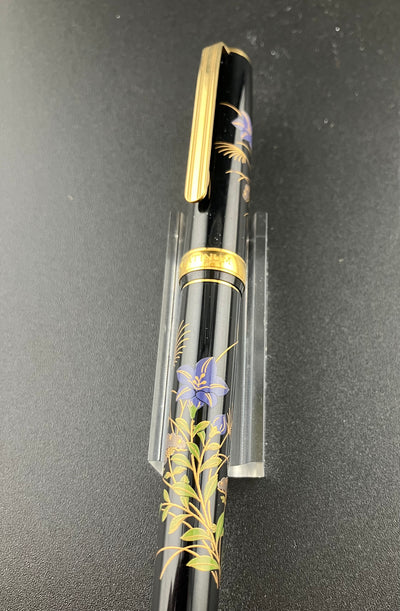 Platinum Maki-e  Fountain Pen 18K Gold Fine Nib Purple Flowers