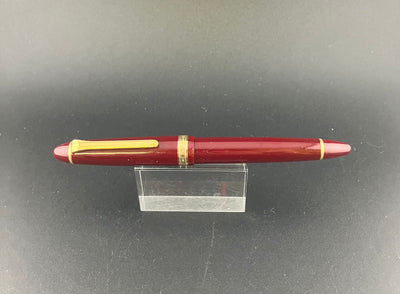 Sailor Life Time Pen 14K Gold Fine Nib Fountain Pen Burgundy