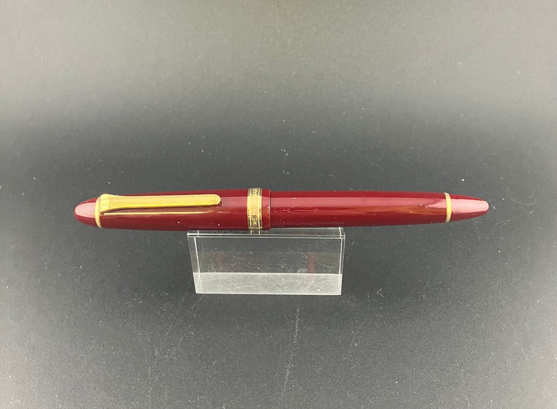 Sailor Life Time Pen 14K Gold Fine Nib Fountain Pen Burgundy