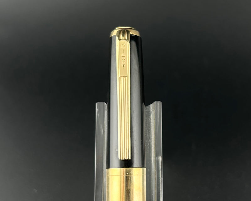 Pilot Super Fountain Pen 14K Gold Fine Nib Rolled 14k Gold Cap Band