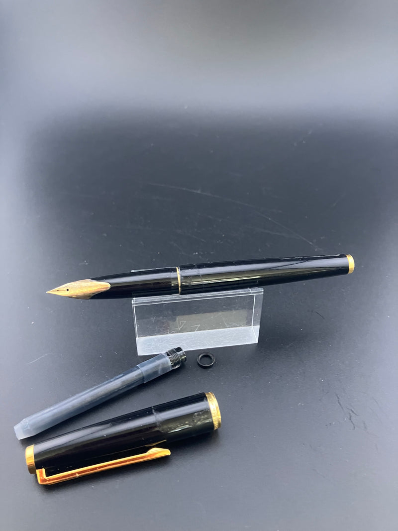 Pilot Custom Fountain Pen 14K Gold Fine Nib Parts or Repair 1976