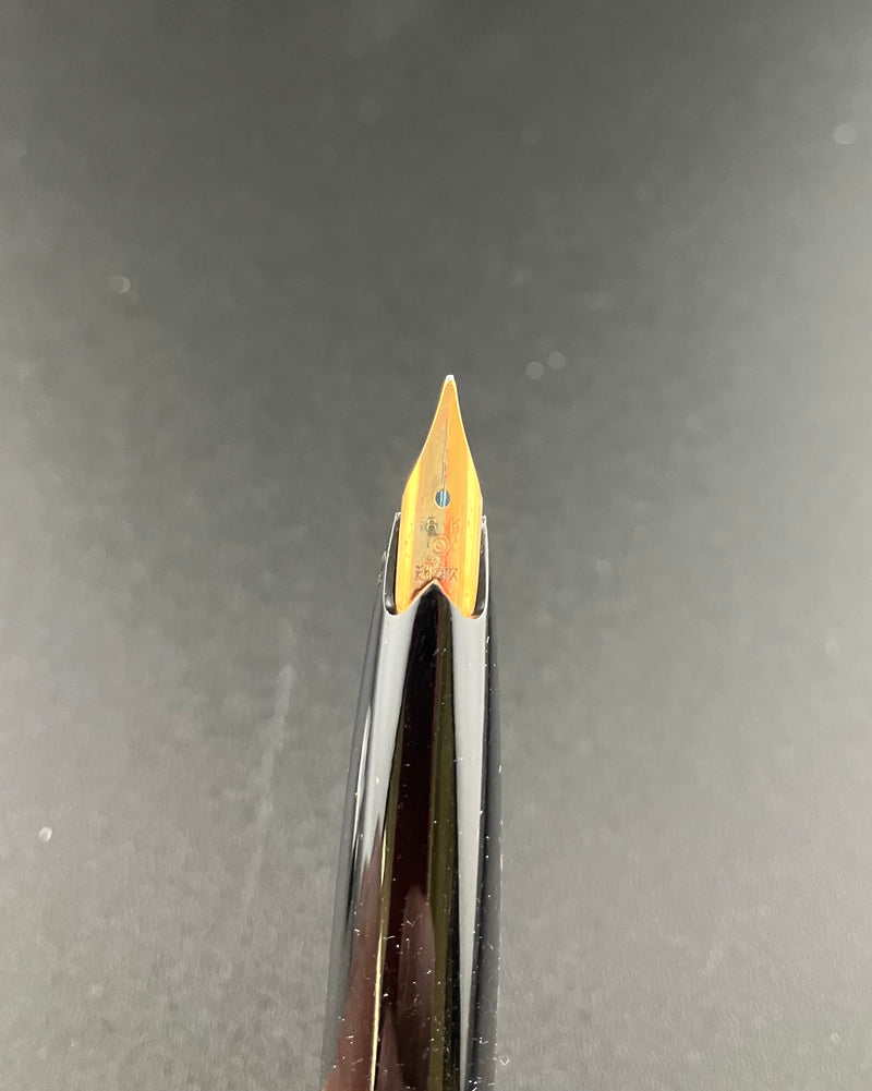 Platinum Black Resin 18K NOS Pocket Fountain Pen 18K Gold Soft-Fine Nib