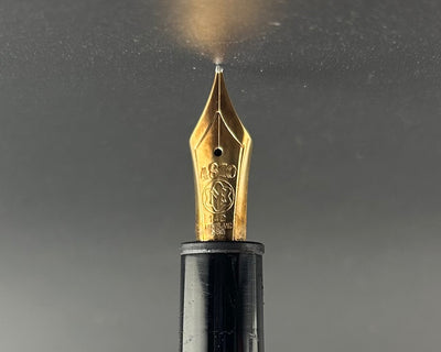 Montblanc Meisterstück No. 146 Fountain Pen 14C/14K Gold Medium Nib Serviced