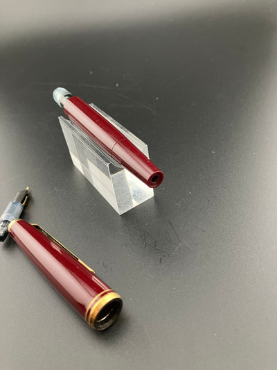 Montblanc No 221/22 Fountain Pen 14K Fine Nib Parts or Repair Burgundy