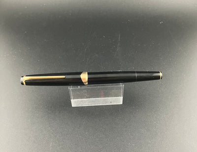 Montblanc Meisterstück No. 12 Fountain Pen 18k FIne Nib Serviced