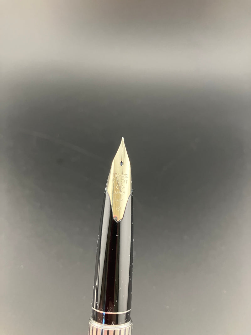 Pilot Custom Fountain Pen Black Stripe 18K WG Fine Nib K-500SS K-Series