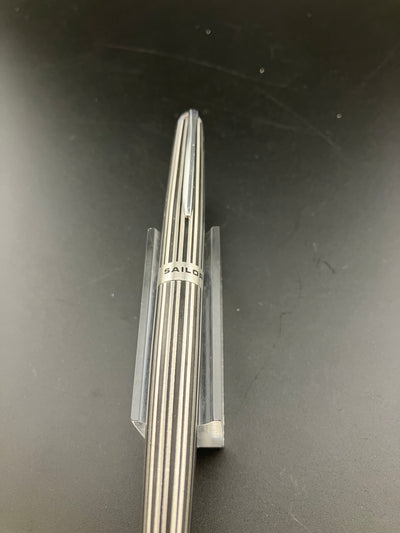 Sailor Custom Stripe Fountain Pen 18K White Gold Fine Nib NOS