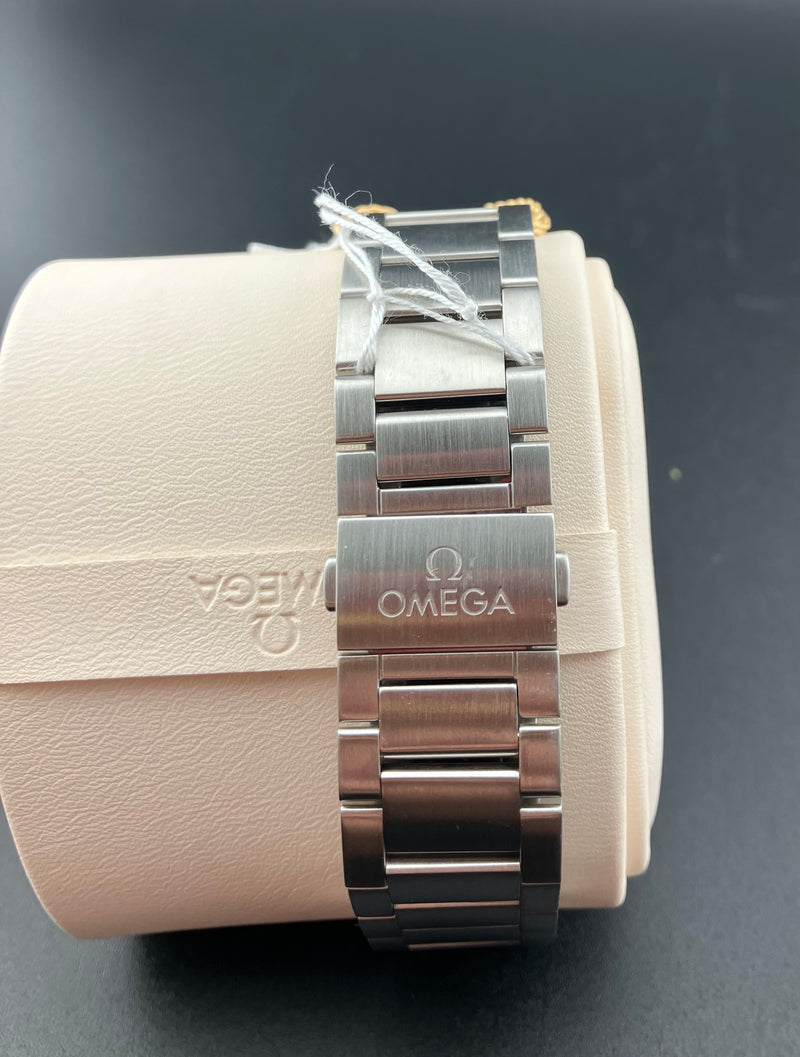 Omega Railmaster Ref. 220.10.40.20.06.001 - Automatic Watch Grey Dial New Old Stock w/Box Papers