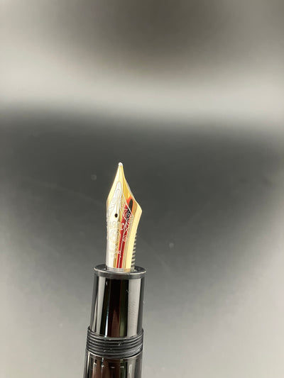 Montblanc Meisterstück No. 149 Fountain Pen 14K Gold Fine Nib Ebonite Serviced