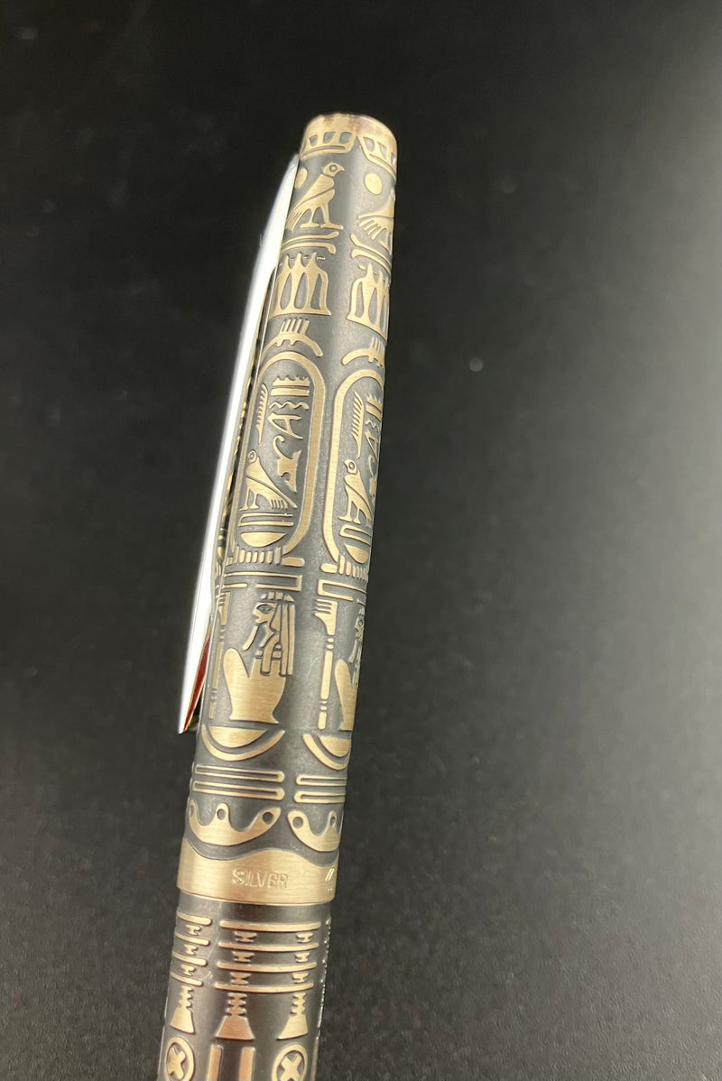 Sailor Egypt Hieroglyphs Silver Fountain Pen 18k White Gold Fine (