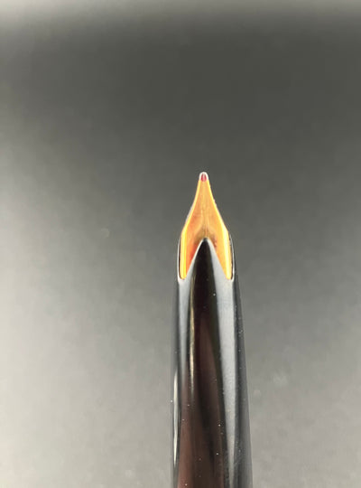 Montblanc Meisterstück No. 12 Fountain Pen 18K Gold Medium Nib Serviced