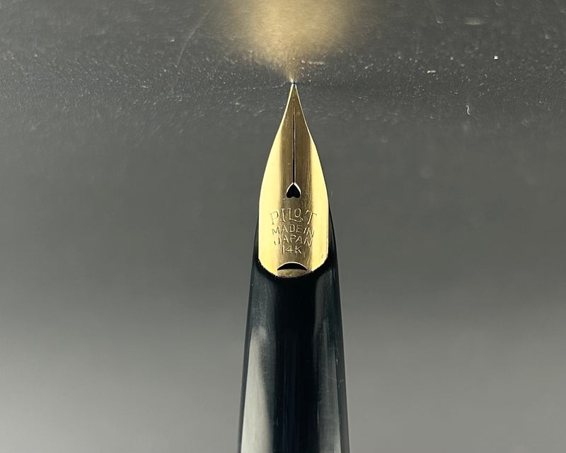 Pilot Super Fountain Pen 14K Gold Fine Nib Rolled 14k Gold Cap Band