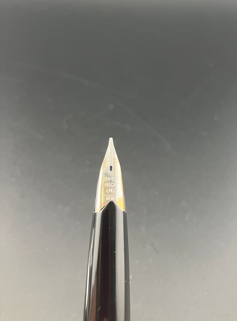 Pilot Elite Pocket Fountain Pen 18K WG Medium Nib Checkered Plaid Aug 13 1978
