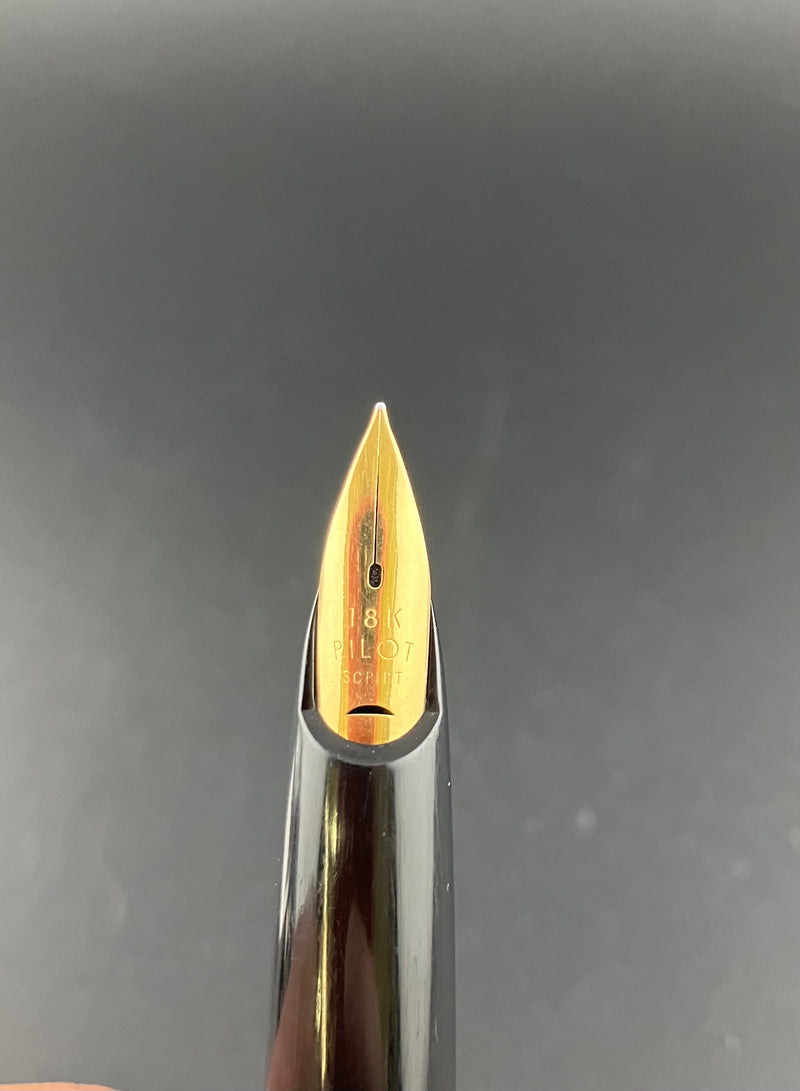 Pilot Elite Pocket Fountain Pen 18K Gold Script Nib