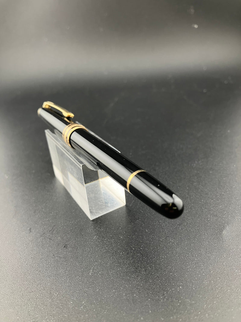 Montblanc Meisterstück No. 163 Black Classique Rollerball Pen