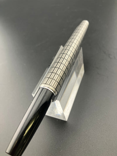 Pilot Elite Pocket Fountain Pen 18K WG Medium Nib Checkered Plaid Aug 13 1978