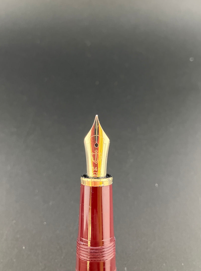 Sailor Life Time Pen 14K Gold Fine Nib Fountain Pen Burgundy