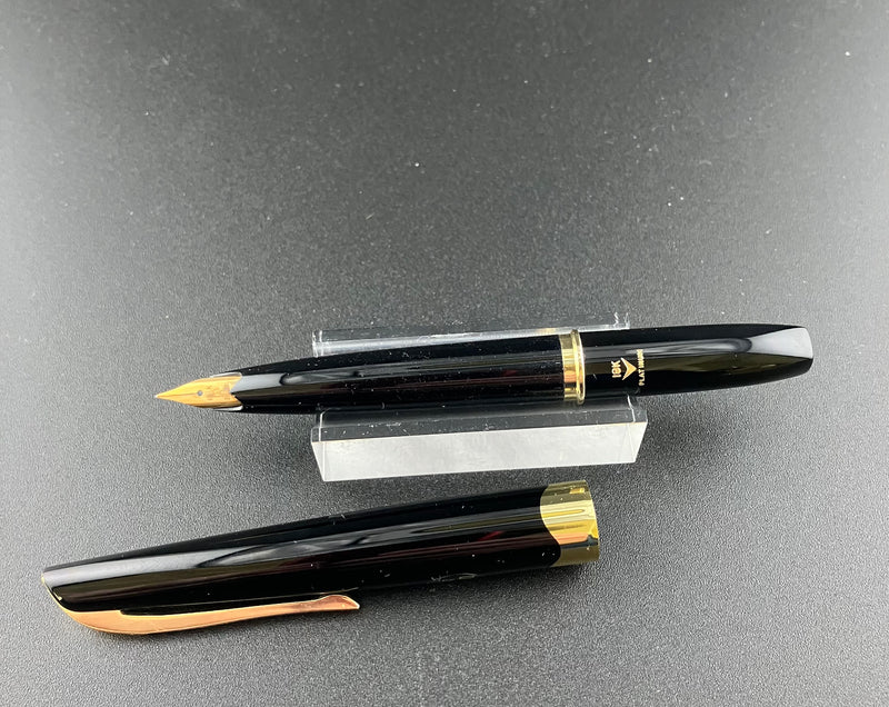 Platinum Black Resin 18K NOS Pocket Fountain Pen 18K Gold Soft-Fine Nib