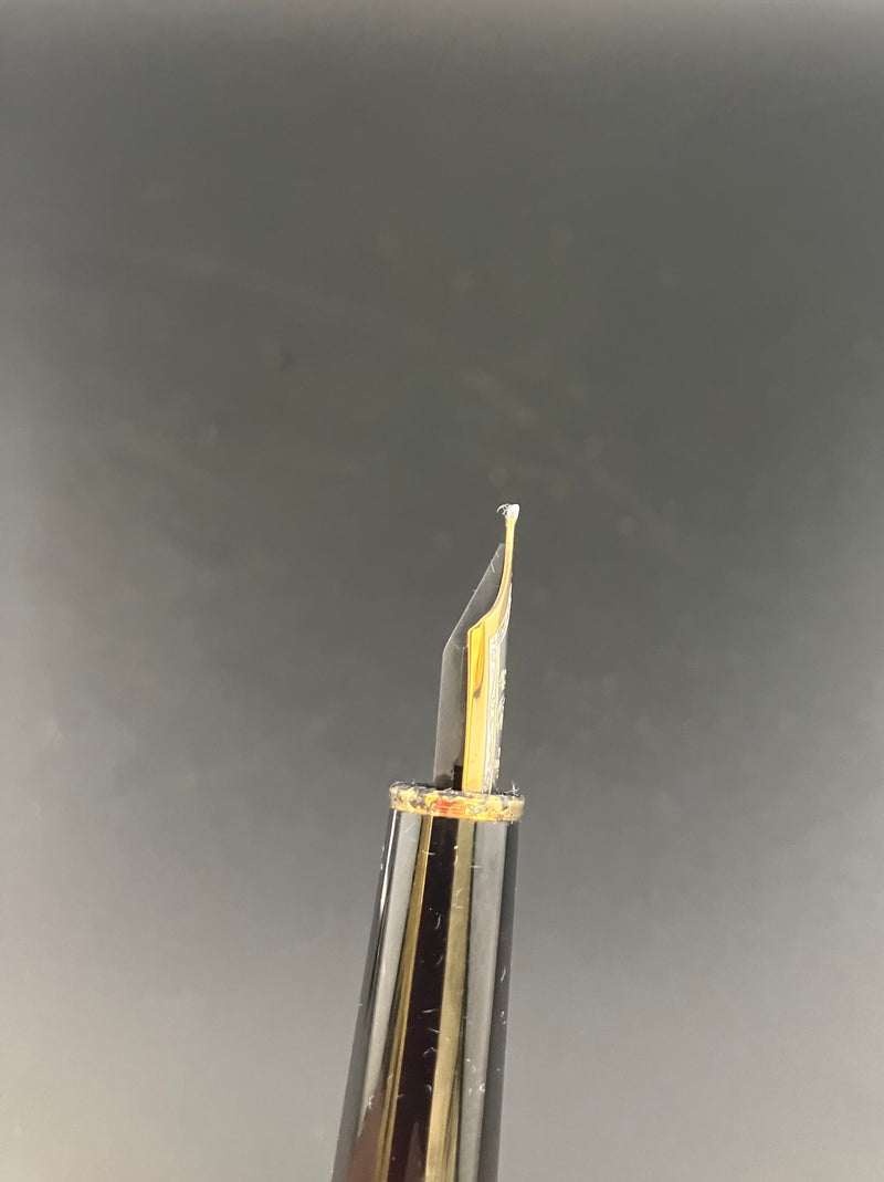 Montblanc Meisterstück No. 144 Classique Fountain Pen 14K Gold Broad Nib W Germany