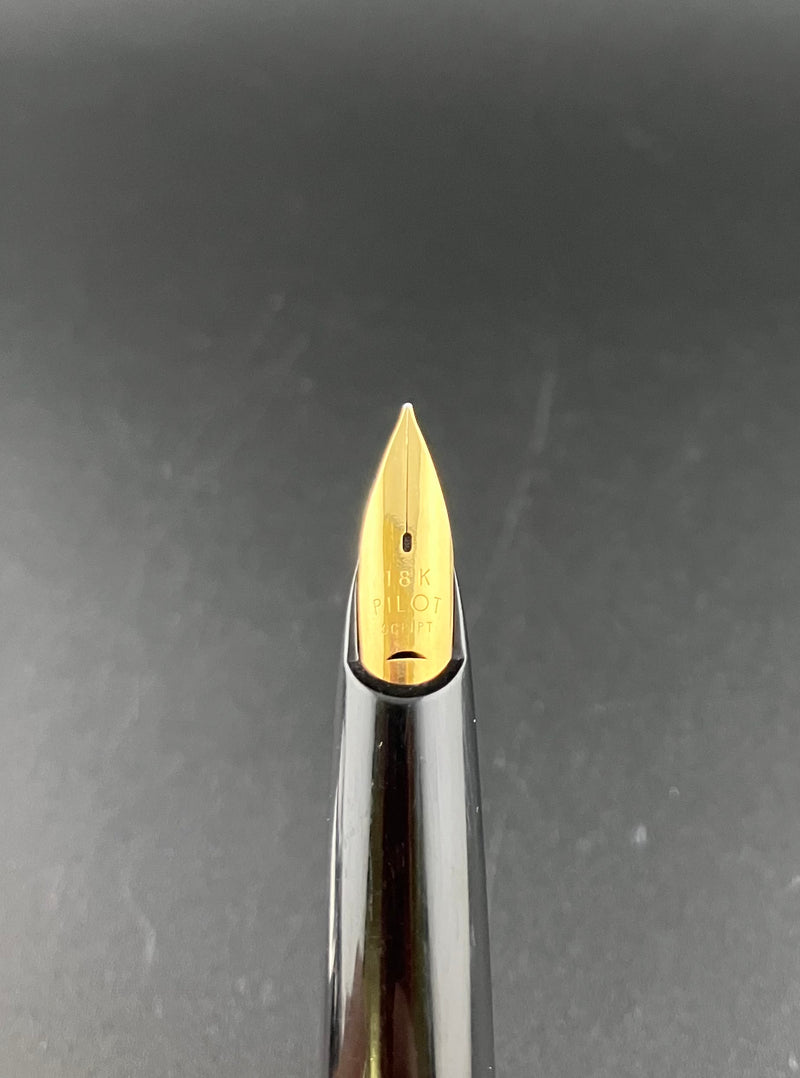 Pilot Elite Pocket Fountain Pen 18K Gold Script Nib