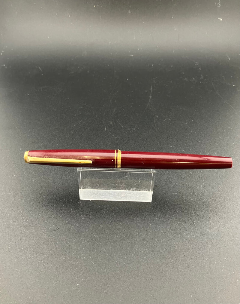 Montblanc Classic 221P Fountain Pen 14K Fine Nib Burgundy Parts or Repair
