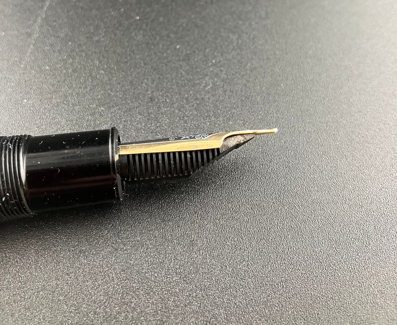 Montblanc Meisterstück No. 149 Fountain Pen 14C Broad Nib Serviced Split Ebonite