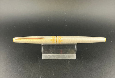 Pilot Lady 18K Gold Fine Nib Fountain Pen Scroll