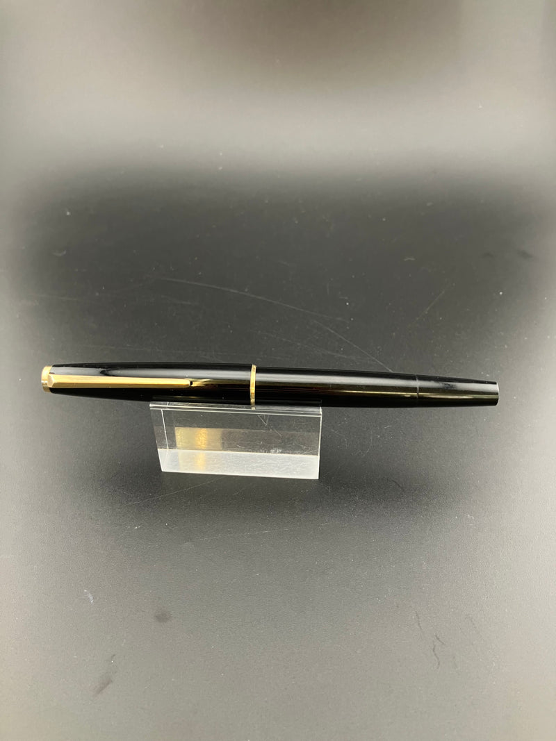 Montblanc No 320 Fountain Pen 14K Fine Nib Parts or Repair