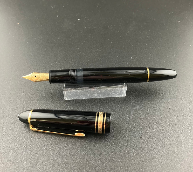 Montblanc Meisterstück No. 146 Fountain Pen 14K Gold Broad Oblique Serviced Warranty