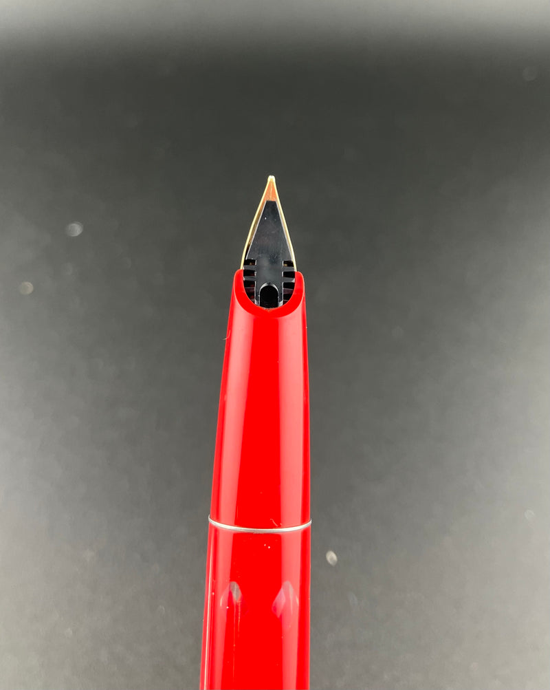 Montblanc No. 622 Junior Fountain Pen 14K Gold Fine Nib Red