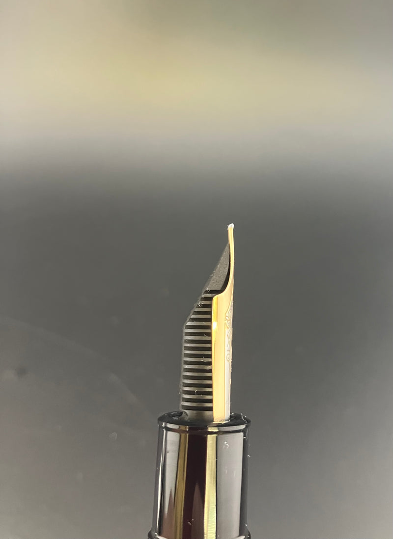 Montblanc Meisterstück No. 149 Fountain Pen 14C Medium Nib Serviced Warranty