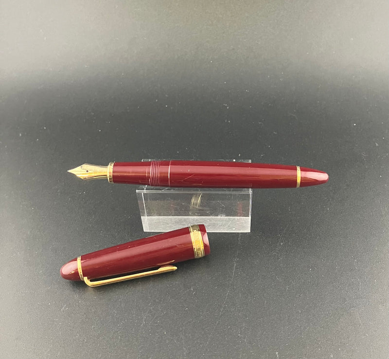 Sailor Life Time Pen 14K Gold Fine Nib Fountain Pen Burgundy