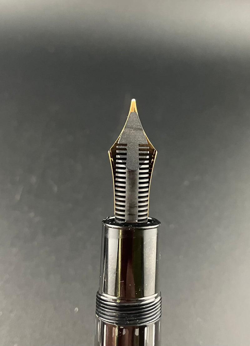 Montblanc Meisterstück No. 149 Fountain Pen 14C/14K Gold Medium Nib Serviced