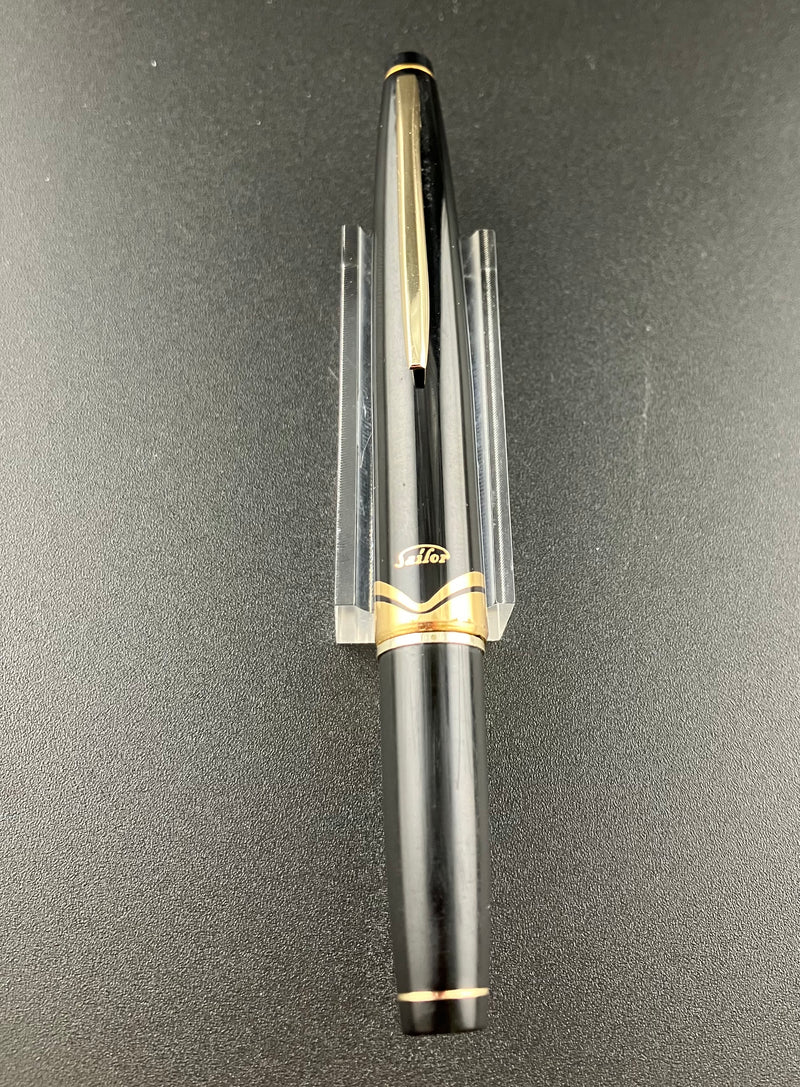 Sailor Pocket Fountain Pen 18K Gold Broad Nib July 1971 Zogan Inlay