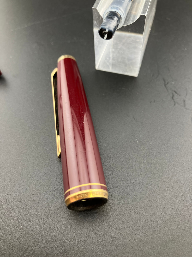 Montblanc No 221/22 Fountain Pen 14K Fine Nib Parts or Repair Burgundy