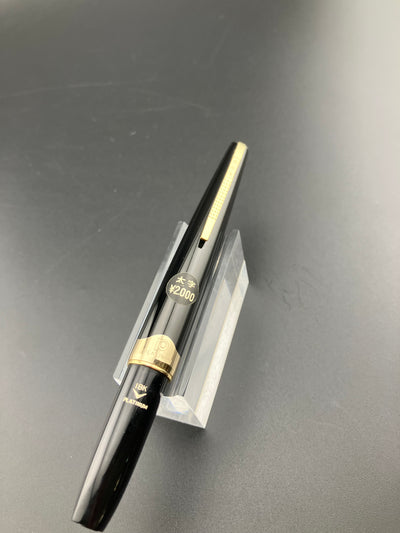 Platinum Pocket 18K Gold Fountain Pen Broad Nib NOS Uncommon