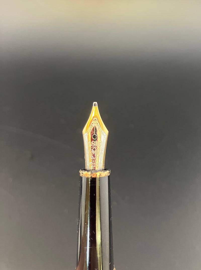 Montblanc Meisterstück No. 144 Classique Fountain Pen 14K Gold Broad Nib W Germany