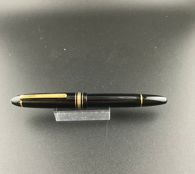 Montblanc Meisterstück No. 146 Fountain Pen 14K Gold Broad Oblique Serviced Warranty