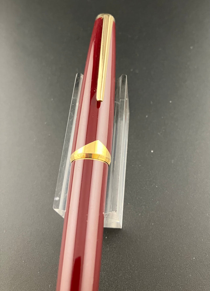 MONTBLANC121 18k バーガンディ Montblanc Meisterstück No. 121 Burgundy 18k Gold Fine Nib