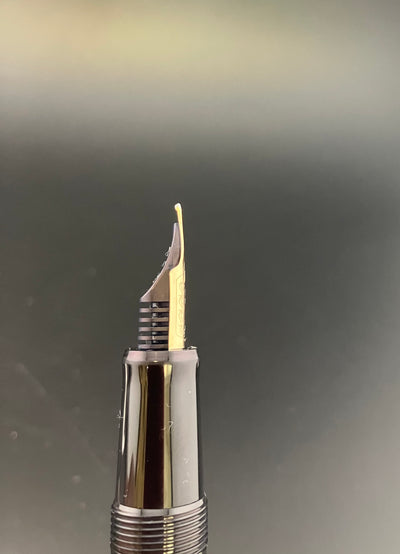 Pilot Custom 67 Fountain Pen 14K Broad Nib