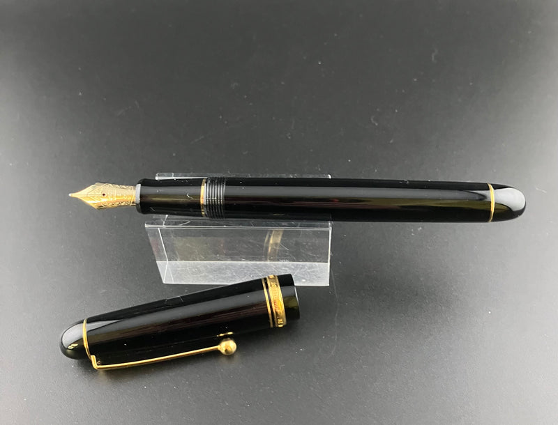 Pilot Custom 74 Fountain Pen 14K Gold Medium Nib