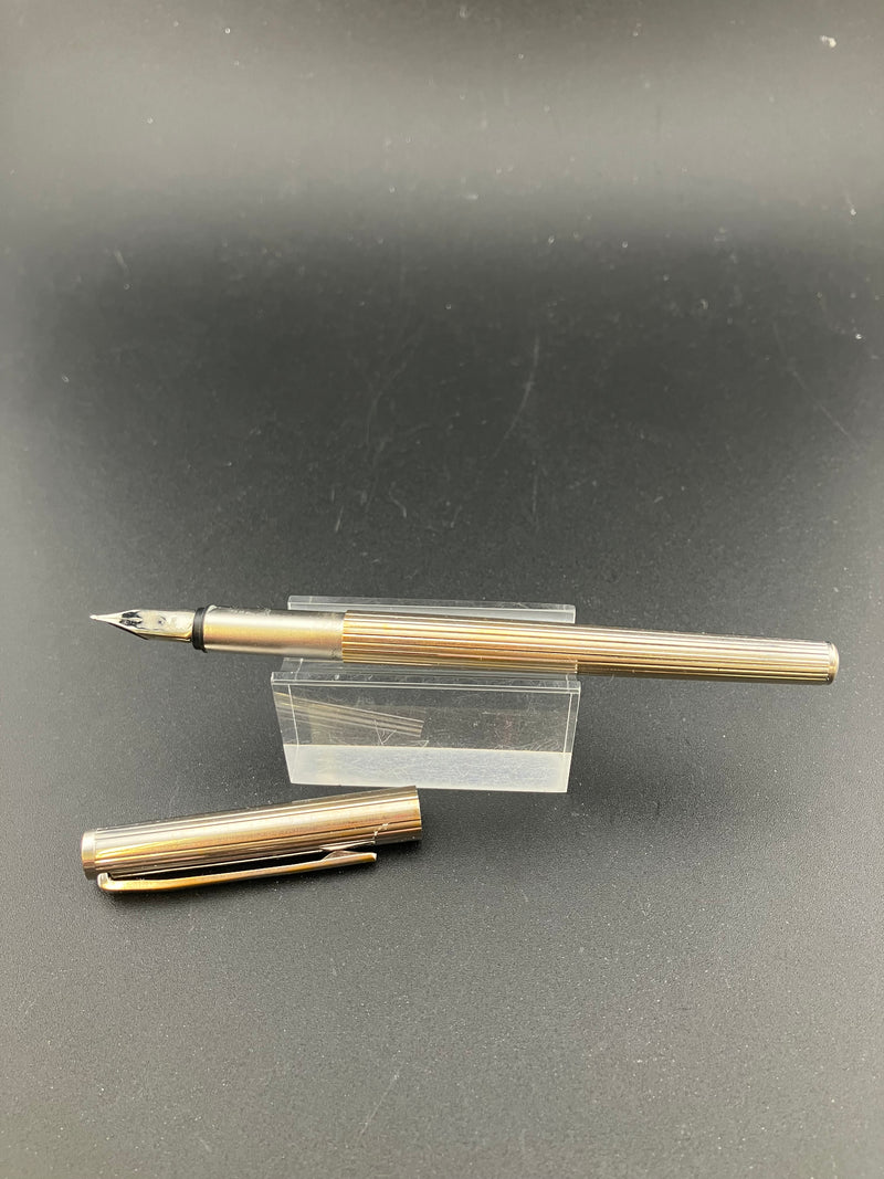 Montblanc Noblesse Fountain Pen 14K Gold Fine Nib 1st Gen Silver Pinstripe