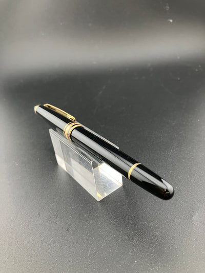 Montblanc Meisterstück No. 163 Black Classique Rollerball Pen