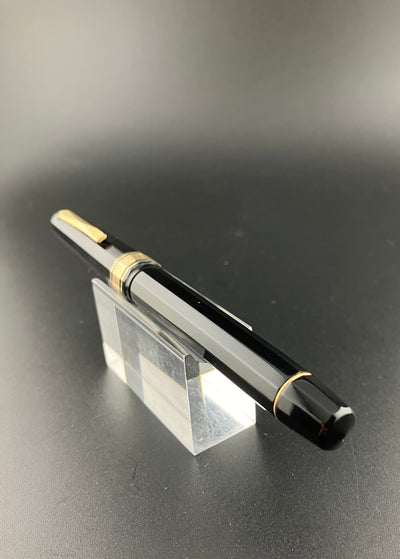 Omas Milord Celluloid (Old-Style) Fountain Pen 14K Gold M-Flex Nib